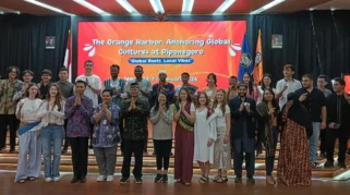 Mahasiswa FEB UNDIP Belajar Langsung dari Bloomberg Singapore Mengasah Kemampuan Analisis Pasar Keuangan Global