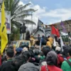 Mahasiswa Jember Turun Jalan, DPRD Janji Sampaikan Tuntutan ke Pemerintah Pusat