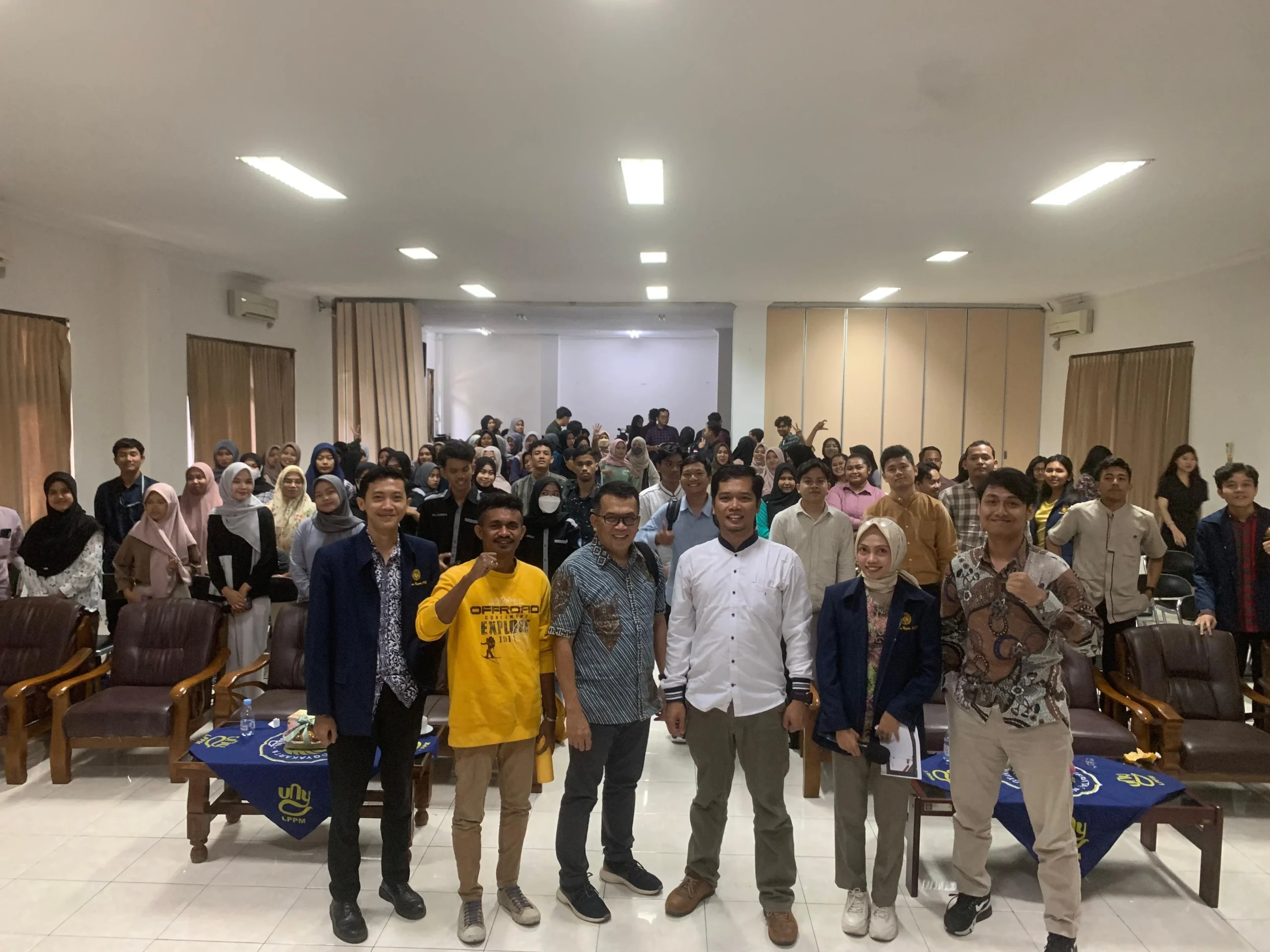 Mahasiswa PPKn UNY Gelar Mini Sosialisasi "Motivasi Belajar Siswa" di SMA Negeri 1 Sewon, Bantul, DIY