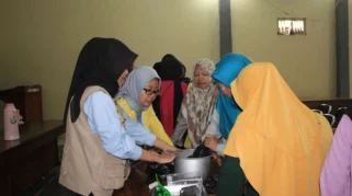 Mahasiswa THP UNEJ Sulap Limbah Kulit Kopi Jadi Snack Bar Kaya Antioksidan 'ChocoCara Bar'
