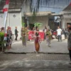 Malam 1 Suro, Warga Dusun Kemloso Banyuwangi Gelar Bersih Dusun dan Doa Bersama
