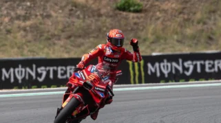 Marc Marquez Raih Kemenangan Gemilang di MotoGP Ceko 2026, Bezzecchi Jalani Skorsing