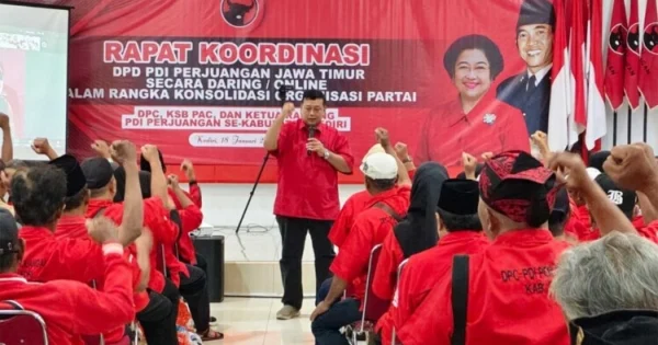 Mas Dhito Pimpin Kader Banteng Kediri Hadiri Peresmian Istana Gebang Blitar, Siapkan Penanaman Ketela