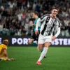 Masa Mau Digaji Setara Jonathan David? Dusan Vlahovic Cerai dari Juventus