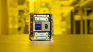 Microsoft Rilis Majorana 2, Chip Kuantum yang Diklaim 1.000 Kali Lebih Stabil dengan Masa Hidup Qubit di Atas 20 Detik