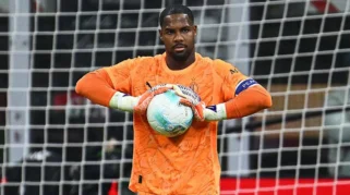 Mike Maignan Jadi Andalan Prancis di Bawah Mistar Lawan Senegal di Piala Dunia 2026