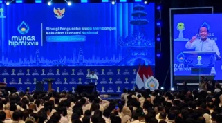 Momen Bahlil Sapa Prabowo 'Kanda Presiden' di Pembukaan Munas HIPMI