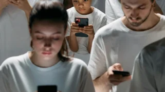 Musk dan Durov Kecam Rencana Larangan Media Sosial untuk Remaja di Inggris