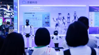 MWC Shanghai 2026 Tutup, Mobile AI dan Robot Humanoid Jadi Sorotan Utama