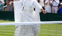 Naomi Osaka Tampil Memukau di Wimbledon dengan Kimono Custom Karya Desainer Jepang