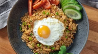 Nasi Goreng Jawa Bang Paul, Kuliner Malam Favorit di Jember yang Tak Lekang oleh Waktu