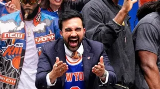New York Knicks Gelar Parade Juara NBA 2026, Wajah Selebriti Meriahkan Block Party