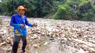 Operasi Pembersihan Sungai Cibanten: 15 Ton Sampah Berhasil Diangkut, Satu Titik Kritis Masih Tersisa