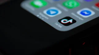 Panduan Lengkap Menyimpan Foto Slideshow TikTok dengan SnapTik Indonesia