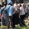 Panik diamuk massa, pelaku maling motor di Indramayu loncat ke sungai