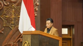 Pansus DPRD Jatim Dorong Reses Enam Kali Setahun dalam Revisi Perda Hak Keuangan