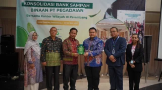 Pegadaian Tebar Kebahagiaan Kurban untuk Anggota Bank Sampah Binaan di Momentum Iduladha 2026