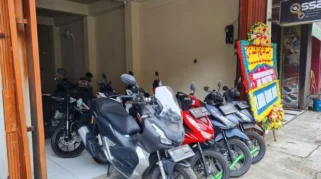 Pembeli Motor COD di Jakarta Timur Diamuk Massa Usai Gunakan Uang Palsu Rp12 Juta