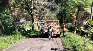 Pemkab Probolinggo Kebut Perbaikan Jalan, Ajak Warga Aktif Laporkan Kerusakan Infrastruktur