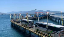 Peningkatan Jumlah Truk Besar Picu Macet 5 Km di Jalur Ketapang, ASDP Tambah Kapal