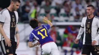 Peran Ao Tanaka di Laga Jepang vs Swedia: Gagal Hentikan Gol Elanga, Tapi Tim Lolos ke 32 Besar
