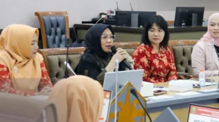 Perempuan NTT: 95 Persen Penenun Kain Jadi Penopang Ekonomi Keluarga