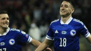 Persib Bandung Dikabarkan Sepakat dengan Gelandang Timnas Bosnia Luka Menalo
