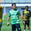 Persib Bandung Resmi Lepas Pelatih Fisik Miro Petric: Kontribusi dan Perpisahan
