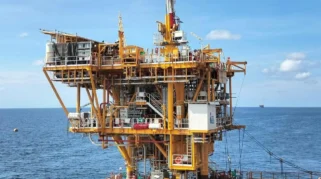 PHM Catat Kemajuan Strategis, Platform Manpatu Resmi Terpasang di Lepas Pantai Mahakam