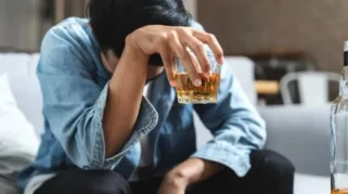 Polisi Tak Ada Pidana di Kasus 2 Lurah di Kendari Pesta Miras Bareng Wanita BO, Diserahkan ke Inspektorat