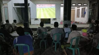 Polres Sampang Gelar Nobar Piala Dunia 2026 Bareng Warga, Perkuat Silaturahmi dan Kamtibmas