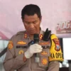 Polres Sampang Salurkan Air Bersih bagi Warga Terdampak Kekeringan di Dusun Cangkarman