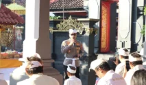 Polresta Banyuwangi Perkuat Toleransi saat Galungan dan Kuningan dengan Hadir Langsung di Pura