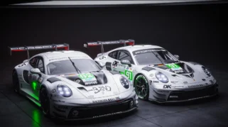 Porsche 911 GT3 R Siap Tempur di Le Mans dengan Livery Perak, Incar Hattrick Juara