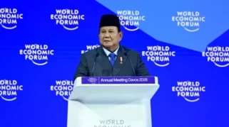 Prabowonomics Diuji Daya Beli: Konsumsi Ditopang Utang, Bukan Pendapatan