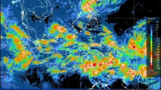 Prakiraan Cuaca Ibu Kota Provinsi se-Indonesia, 12 Juni: Hujan dan Petir Mendominasi