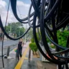 Pramono Anung Pastikan Proyek Penataan Kabel Bawah Tanah Dilanjutkan