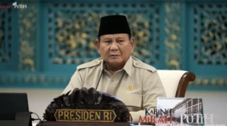 Presiden Prabowo Melayat Ryamizard Ryacudu di Kemhan, Upacara Penuh Hormat di BTI