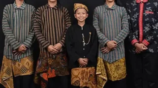 Pria Pakai Kebaya di Kirab Mangkunegaran: Rahadian Minta Maaf, Pihak Keraton Bantah Beri Izin