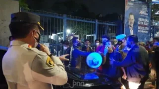 Profil AKBP Braiel Arnold, Kapolsek Menteng yang Stay Cool Hadapi Mahasiswa Saat Demo