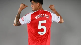 Profil Piero Hincapié: Bek Muda Ecuador yang Bersinar di Arsenal dan Piala Dunia 2026
