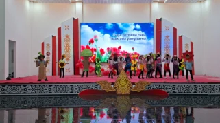 Project Showbiz 2026 FIES Sumenep: Panggung Kreativitas dan Prestasi Siswa Bertema Gotong Royong