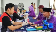 Puluhan Lansia Desa Pangkul Ikuti Pemeriksaan Kesehatan Gratis