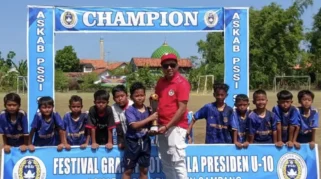 Putra Pahlawan Juara Festival Grassroots U-10 Sampang, Askab PSSI Soroti Minimnya Dana KONI