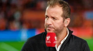 Rafael van der Vaart Minta Maaf Atas Ucapan Kontroversial Saat Piala Dunia 2026