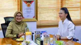 Raline Shah Soroti Kepemimpinan Ipuk Fiestiandani, Banyuwangi Dinilai Selangkah Lebih Maju dalam Digitalisasi