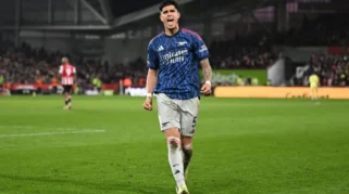 Real Madrid Incar Piero Hincapie dari Arsenal untuk Penuhi Kebutuhan Bek Kiri Jose Mourinho