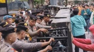 Ribuan Massa Demo Hari Ini di Jakarta: 4.263 Personel Gabungan Disiagakan di Monas hingga DPR