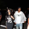 Rihanna Membuka Musim World Cup Style dengan Jersey Olahraga dan Cape Dramatis