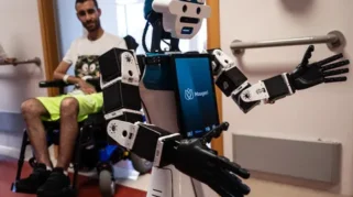 Robot Perawat Humanoid Alter-Ego Mulai Uji Coba di Rumah Sakit Italia